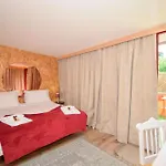 Penedo Escape Nature * Коларес