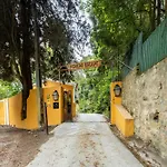 Penedo Escape Nature * Коларес