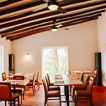 Penedo Escape Nature * Коларес