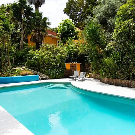 Penedo Escape Nature Colares